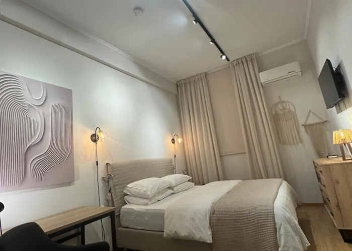 Nafsika Luxe Edition Oreon