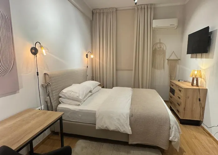 Nafsika Luxe Edition Oreon